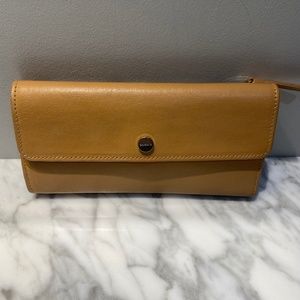 Shinola clutch